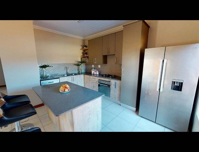 3 BEDROOM TOWNHOUSE FOR SALE IN MONTANA